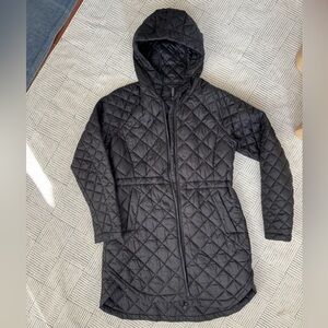 Athleta Whisper Featherless Quilted Parka, Women’s Small, Black